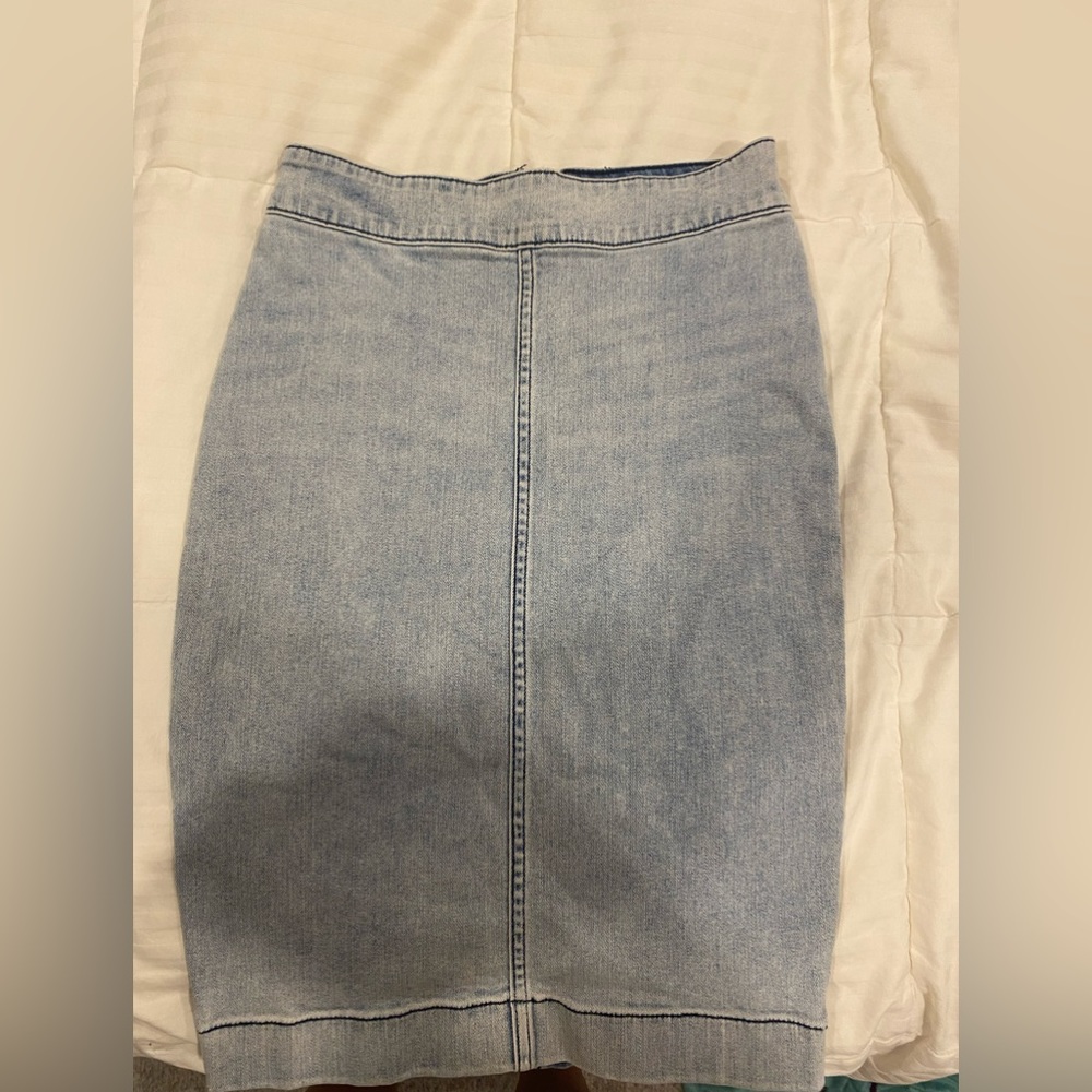Knee length size 2 Wilfred Free Jean Skirt